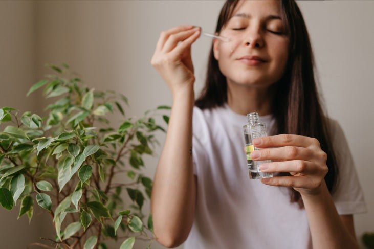 ¡Combate el acné en la adolescencia con estos tips!